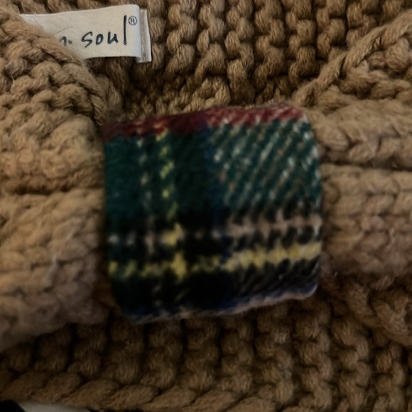 Super cute CableNet plaid boutique, headband, earmuffs cover - Picture 3 of 4